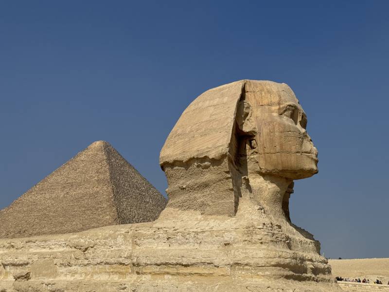 金字塔与狮身人面像图片