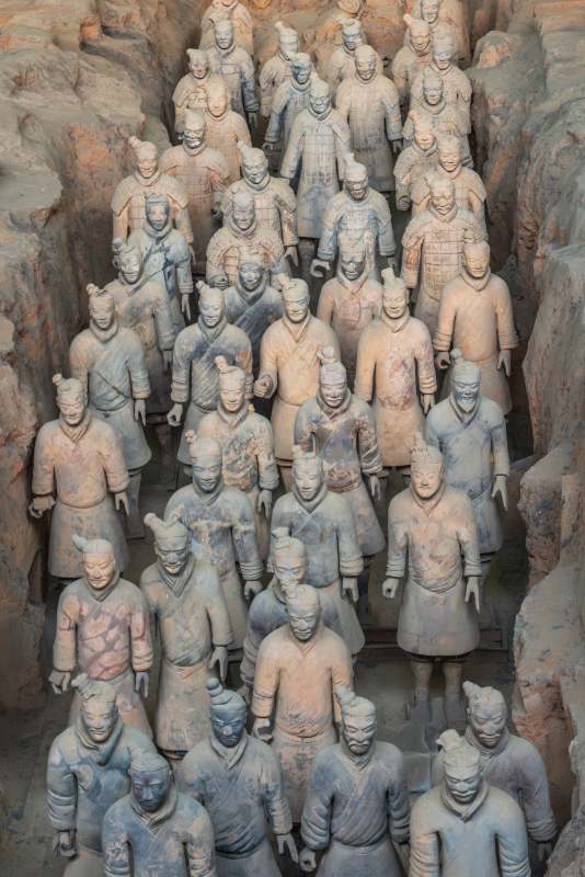 兵马俑群像展示图片