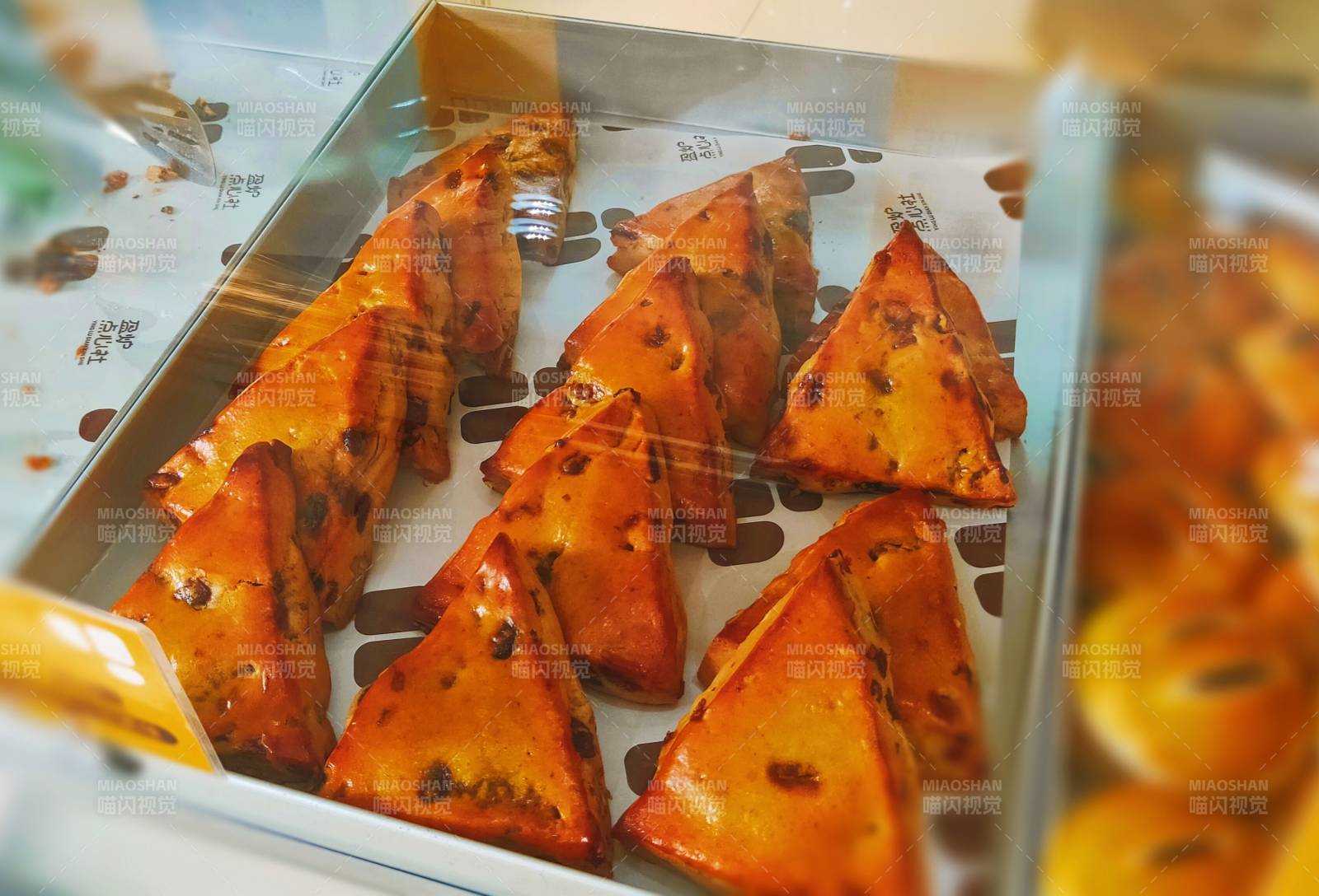 香脆三角面包片图片