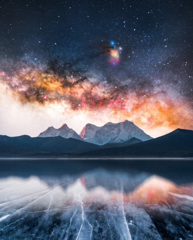 星河映雪峰 湖冰如梦图片