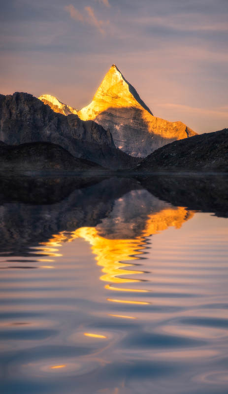湖光山色映夕阳图片