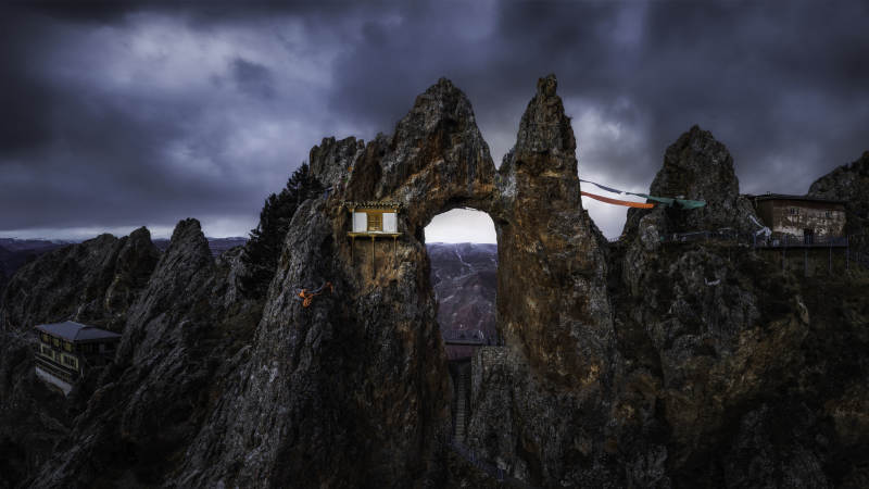 山巅古堡 风云再起图片