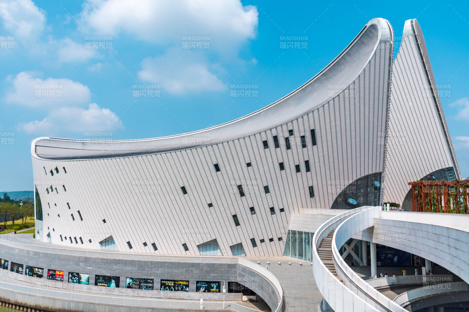 福州海峡文化艺术中心图片