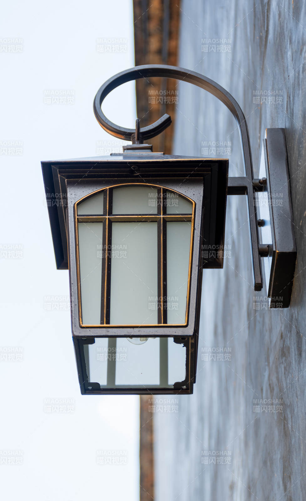 复古壁灯 温馨照明图片