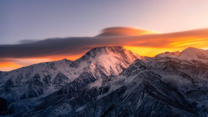 雪山日落 云海奇观图片