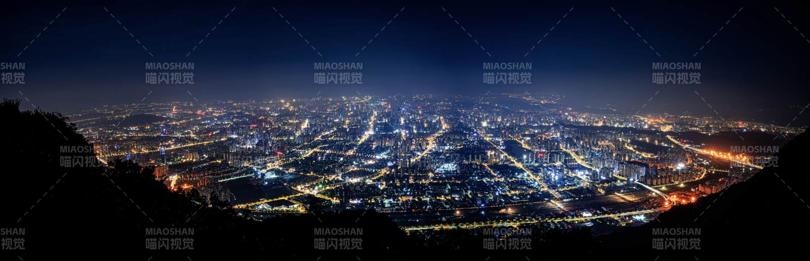 夜幕下的福州城市灯火辉煌图片