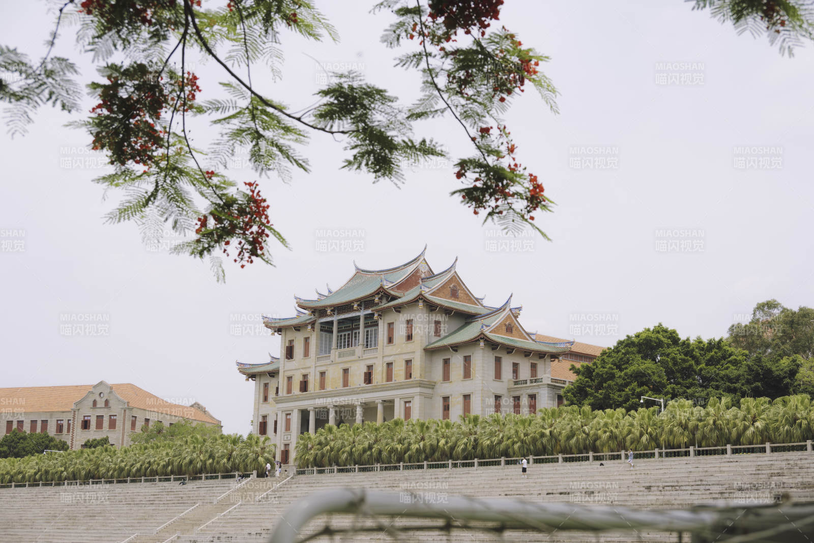 厦大南光大礼堂图片