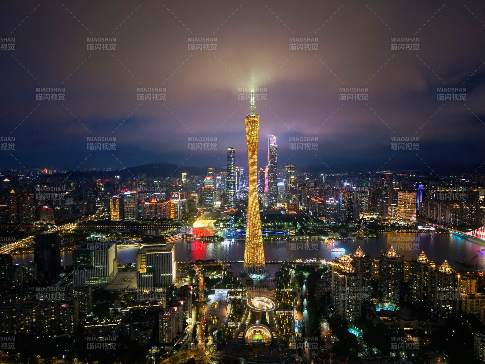 广州塔夜景璀璨都市风光图片
