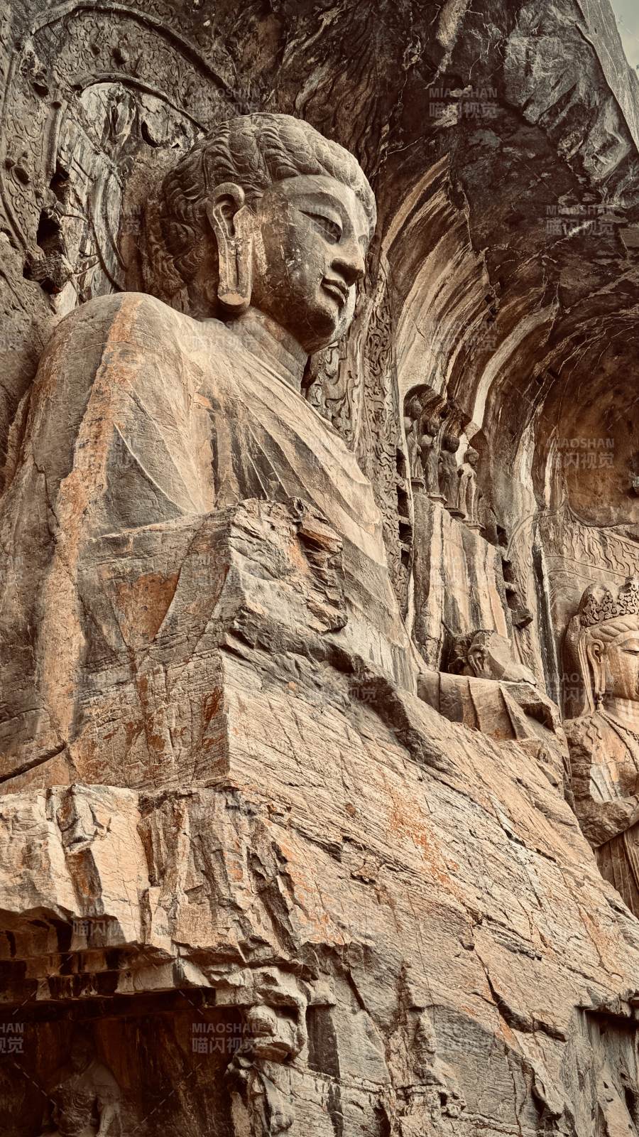龙门石窟佛像雕刻艺术图片