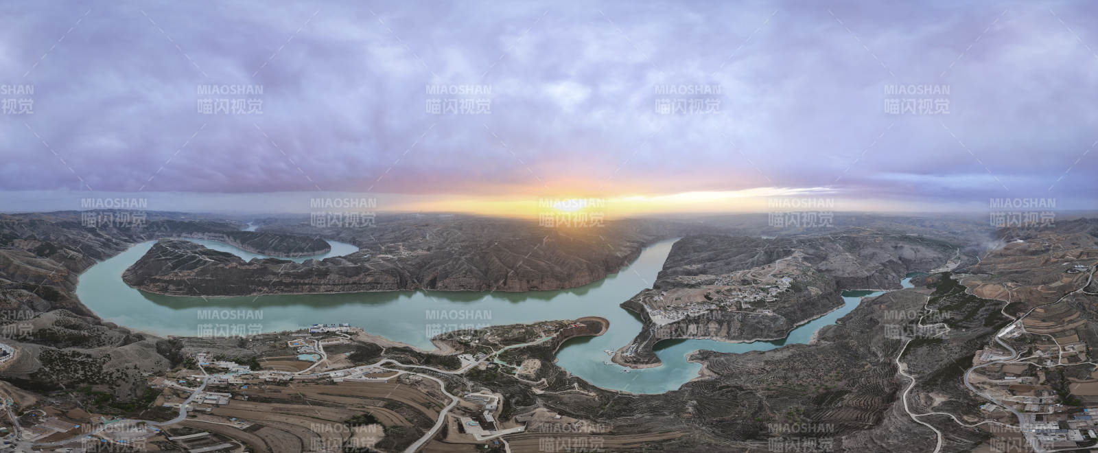 黄河入晋第一弯全景图图片