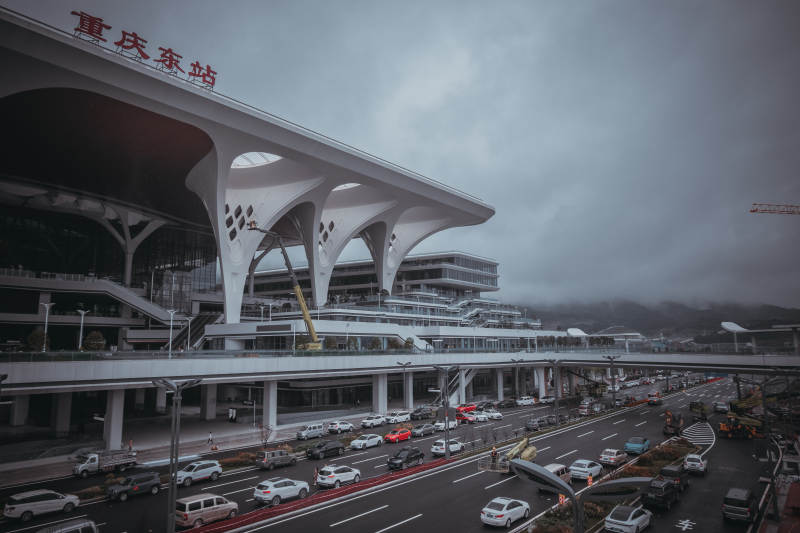 重庆东站现代交通枢纽图片