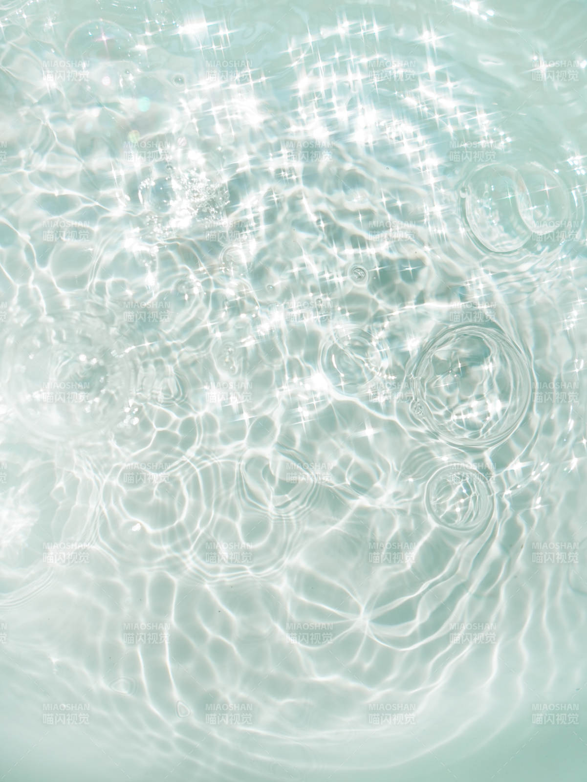 水波荡漾 光影闪烁图片