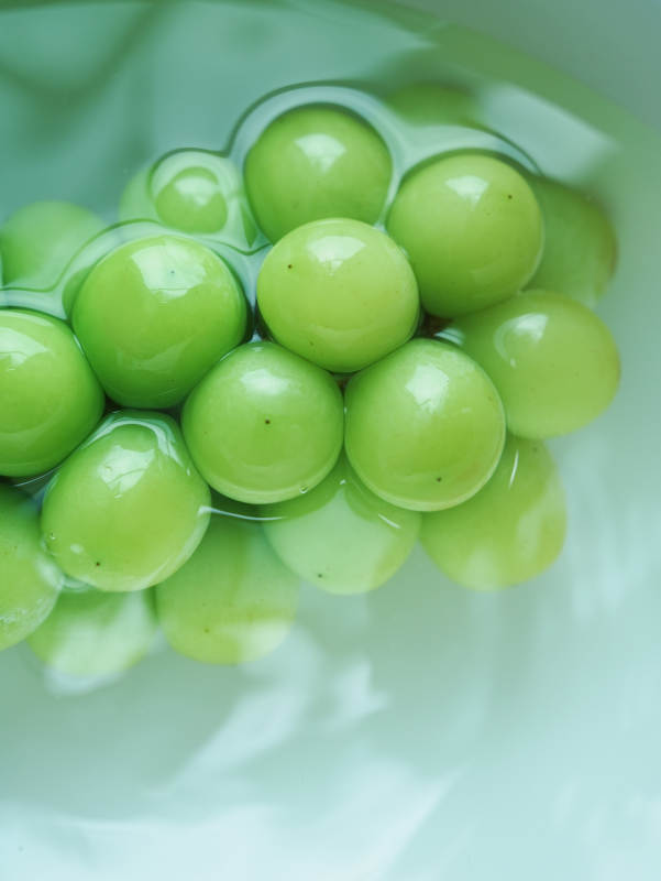青葡萄的清新特写图片