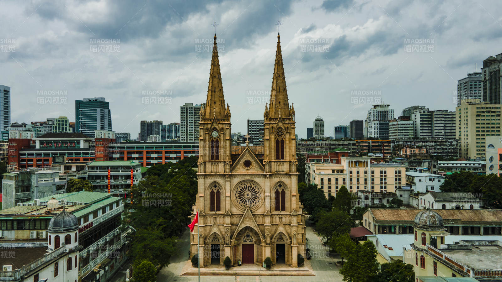 广州圣心大教堂全景图片
