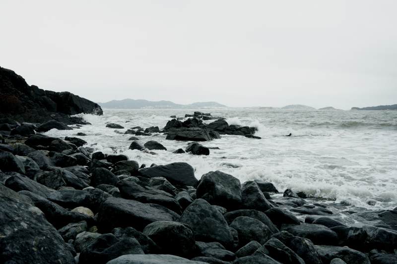 平潭台风 岩石海岸 波涛汹涌图片