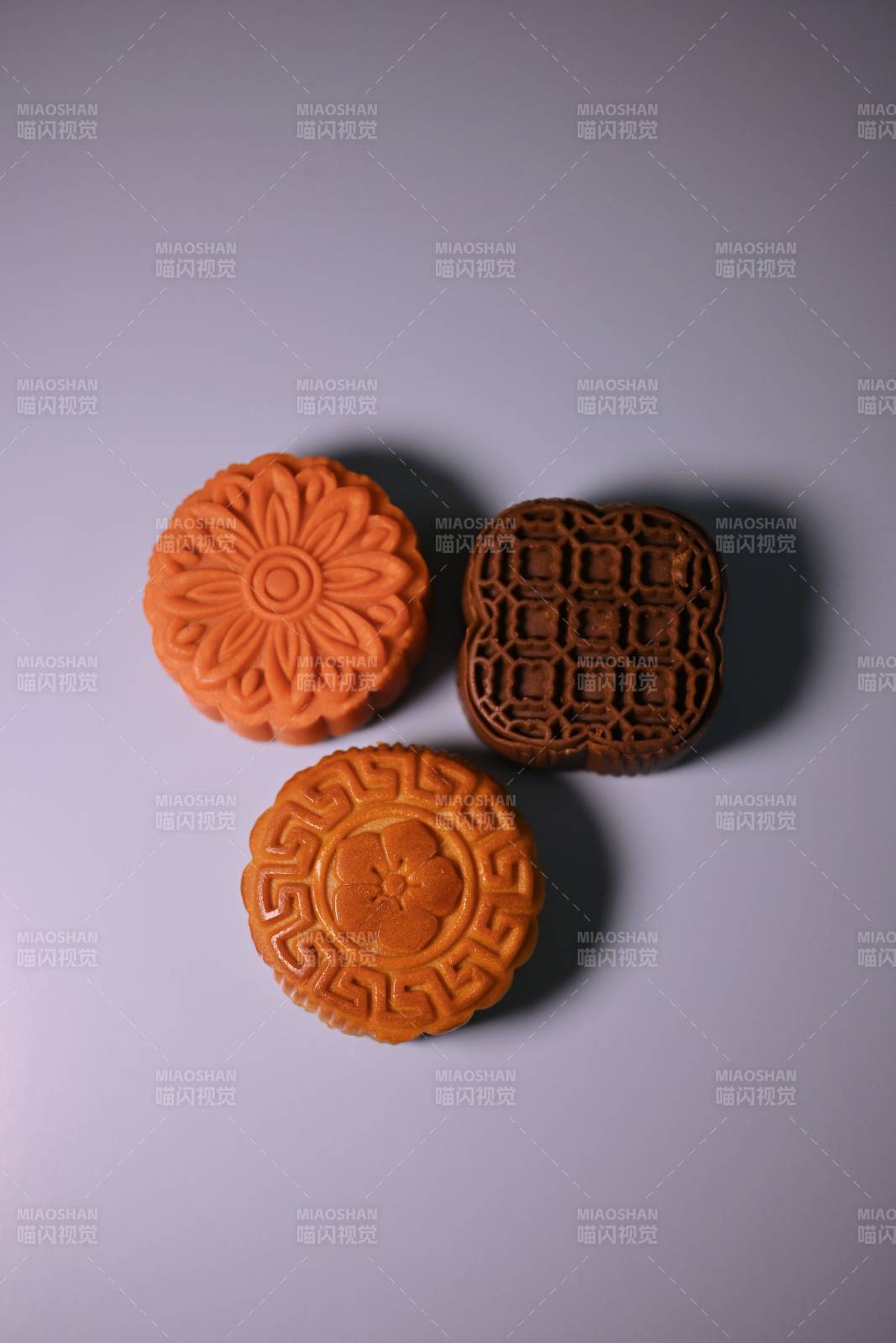 传统月饼的精美图案展示图片