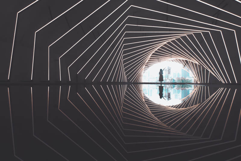 未来隧道的光影艺术图片