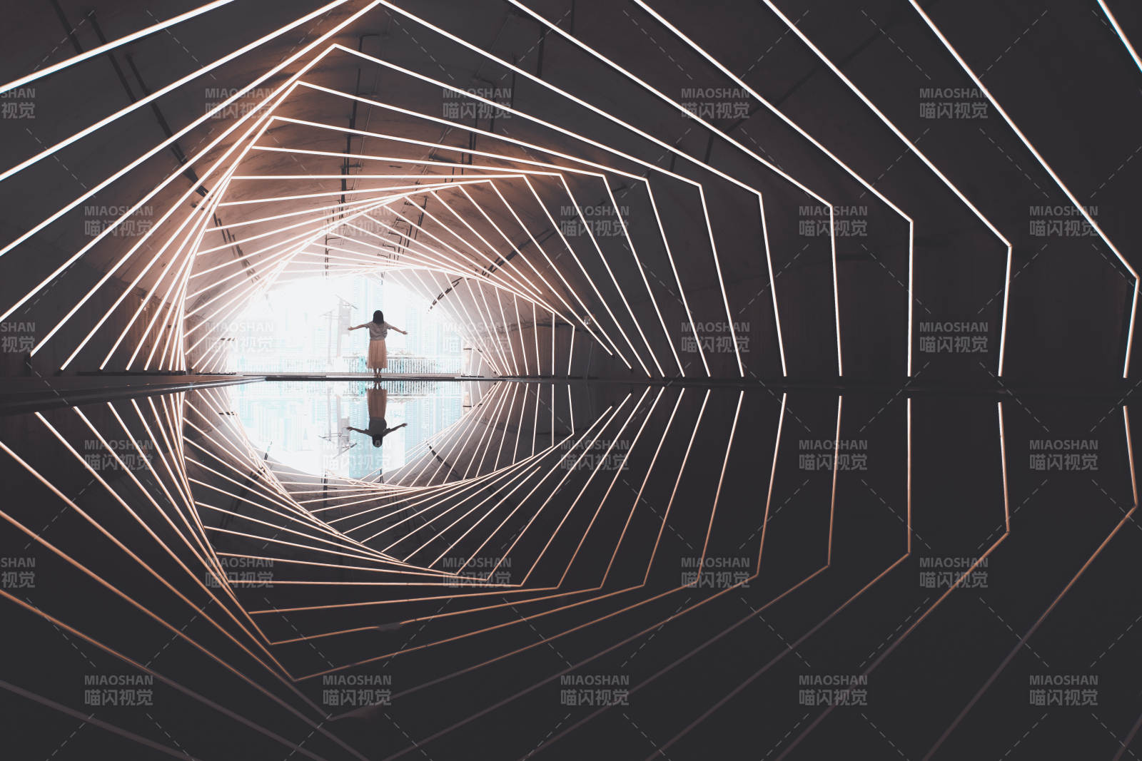 光之隧道 未来幻境图片