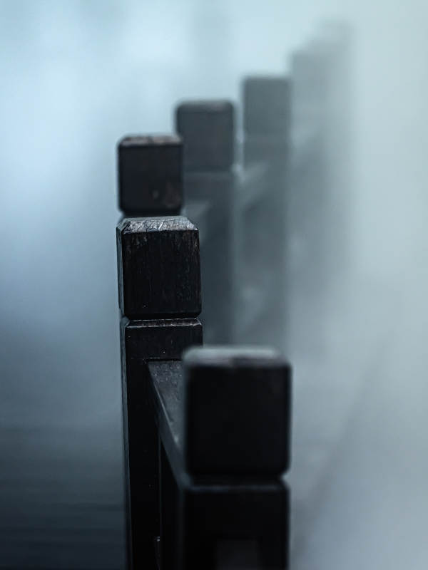 雾中立方体的排列图片