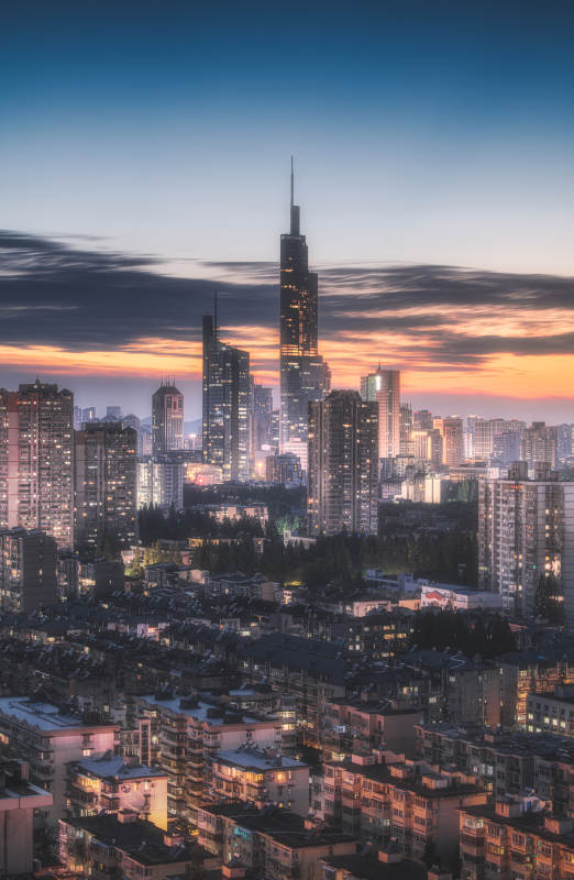 城市夜景 高楼林立 灯火辉煌图片