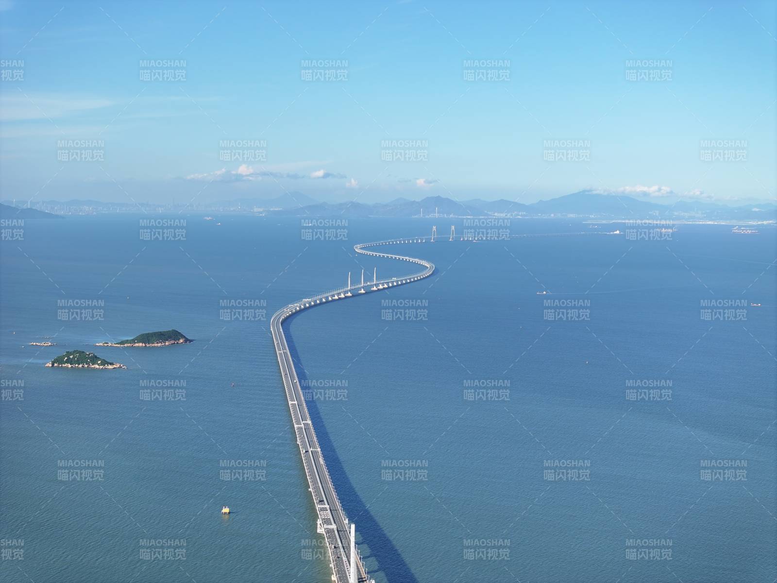 跨海大桥连接两岸风光图片