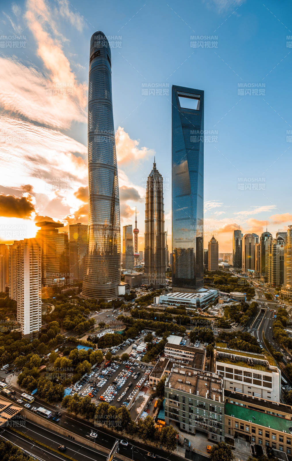 上海陆家嘴金融中心图片