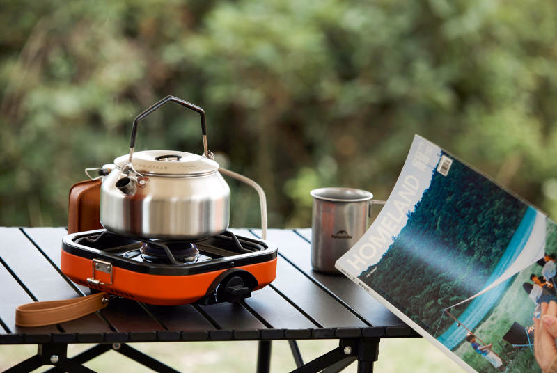 户外露营烹饪时光图片