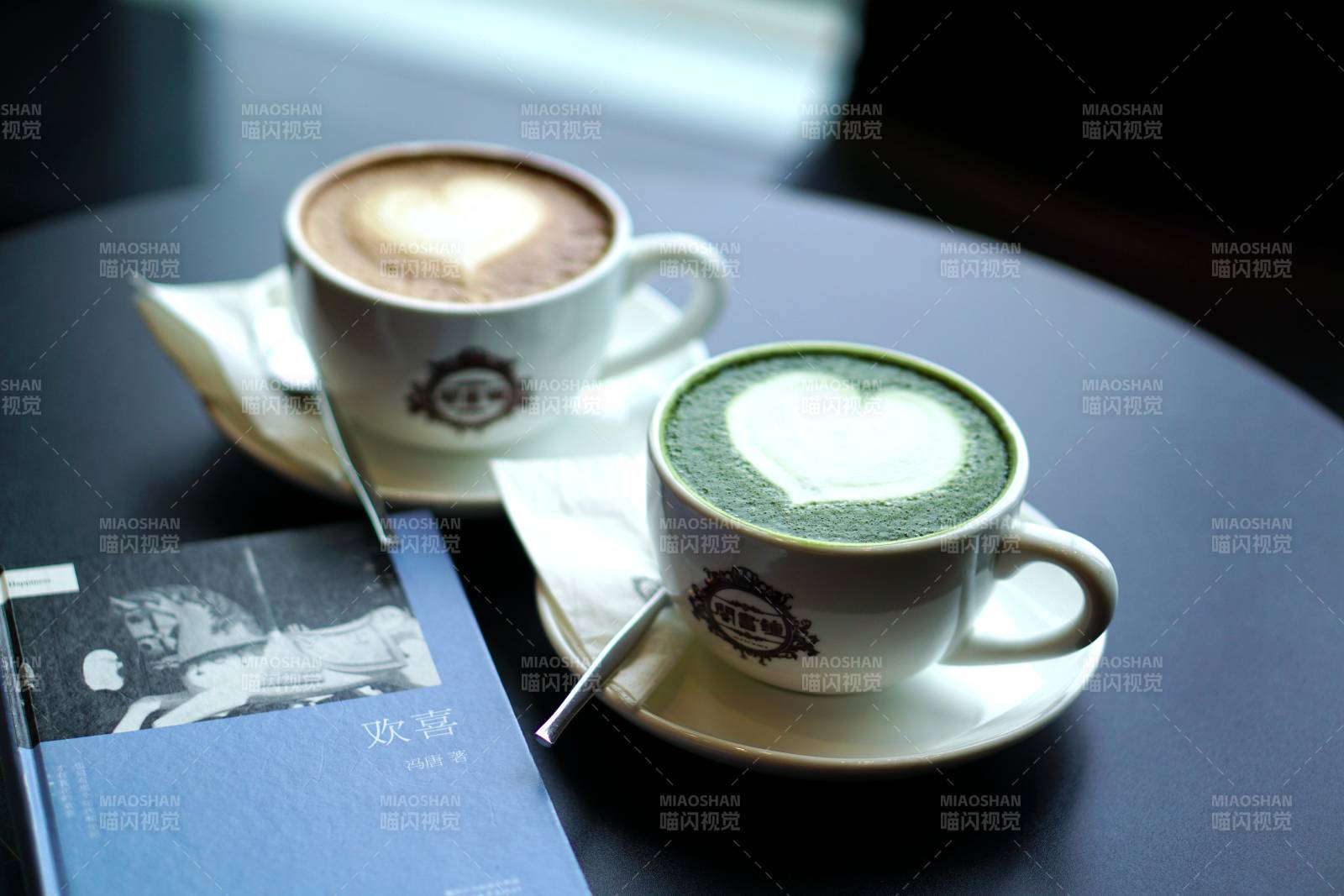 咖啡与抹茶的浪漫邂逅图片