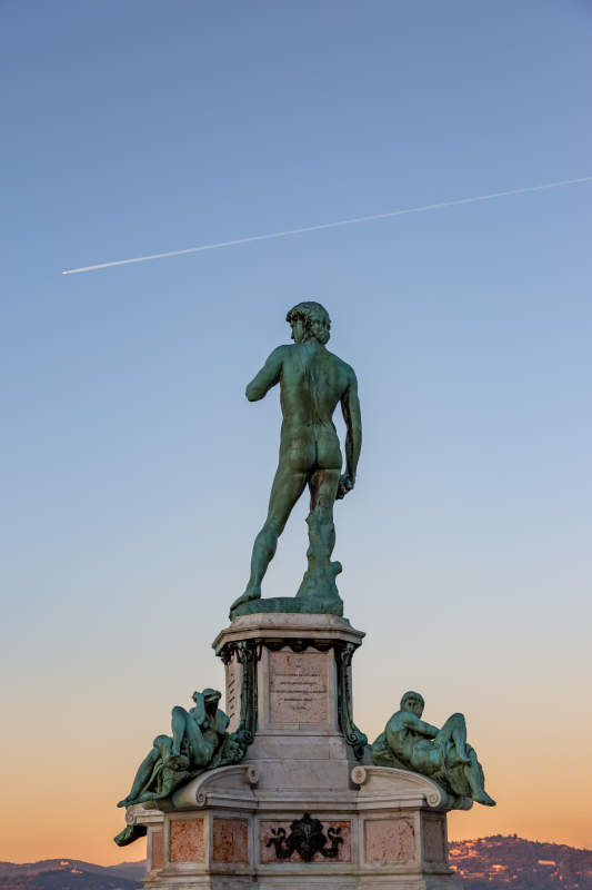 意大利佛罗伦萨米开朗基罗广场 大卫雕像图片