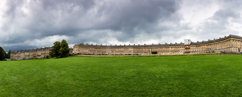 皇家新月广场全景图片