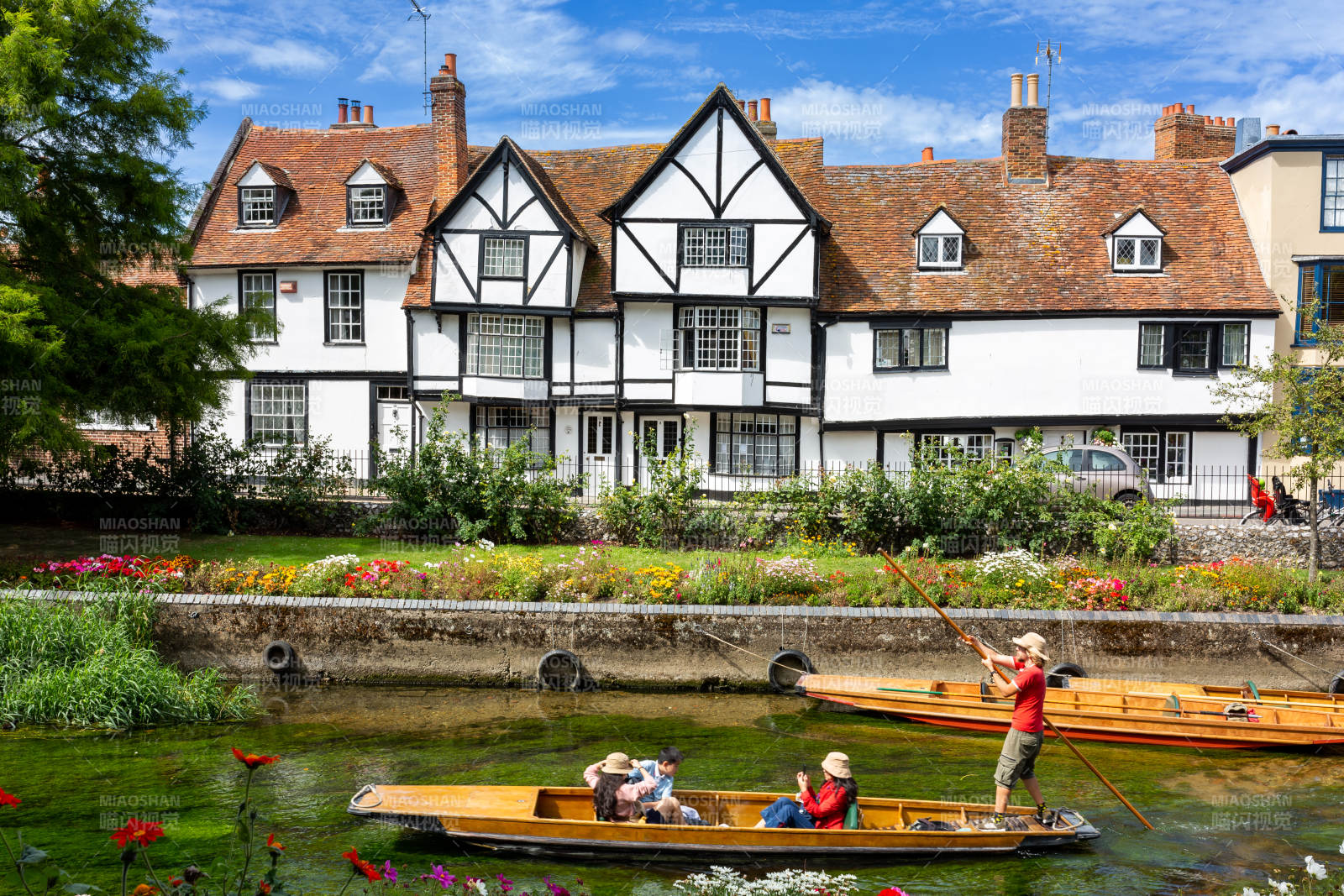 剑桥河畔的宁静时光图片