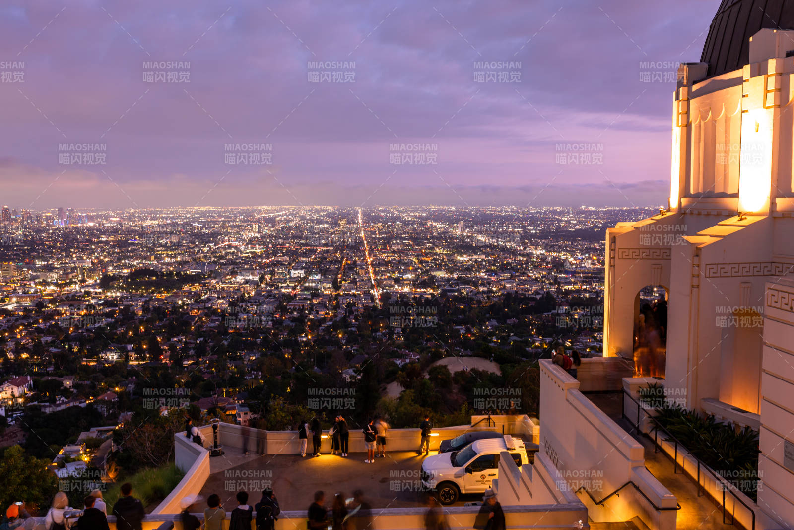 格里菲斯天文台夜景俯瞰图片
