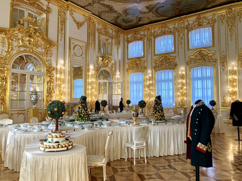 华丽宫殿宴会厅布置图片