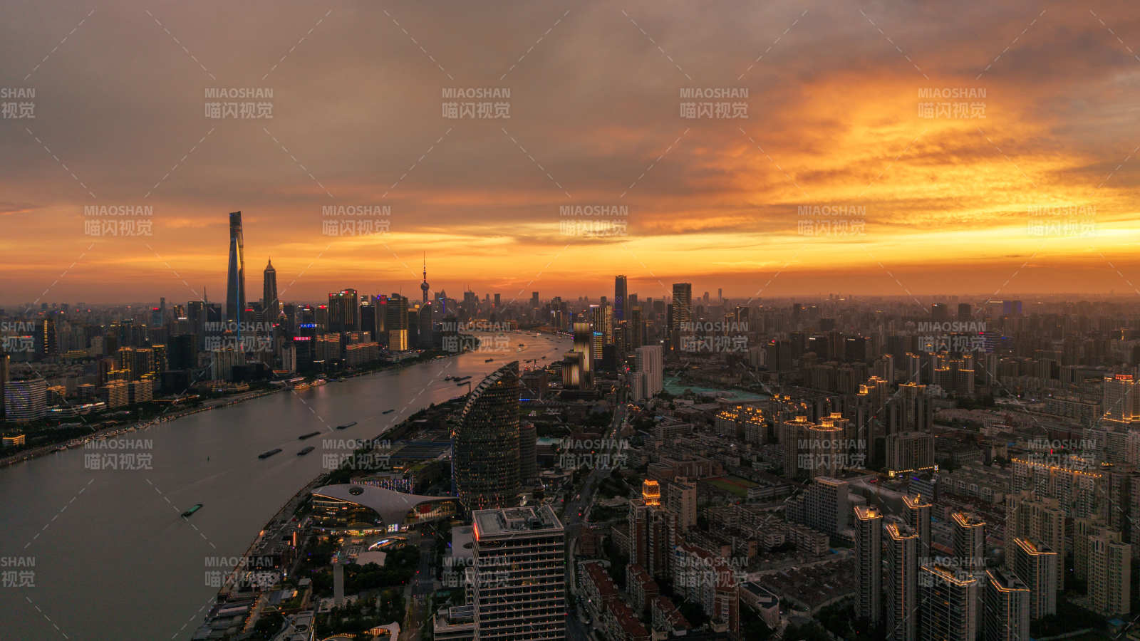 上海黄昏城市风光图片