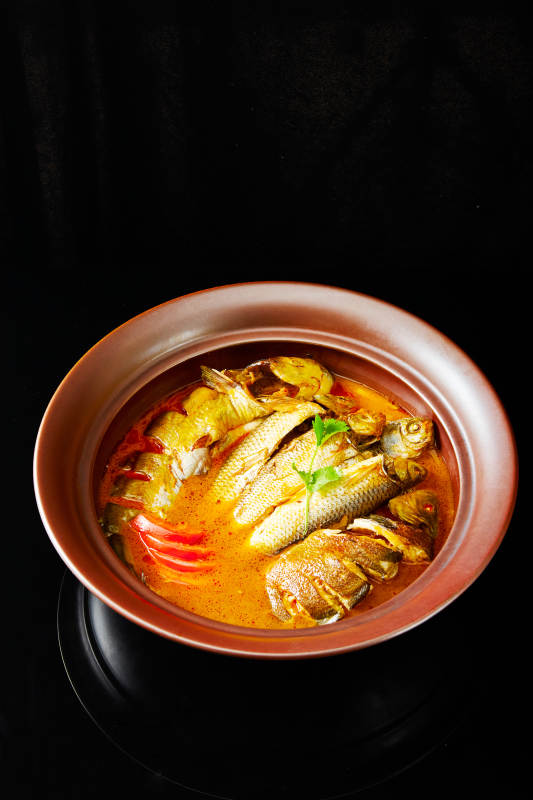 香辣小鱼煲图片