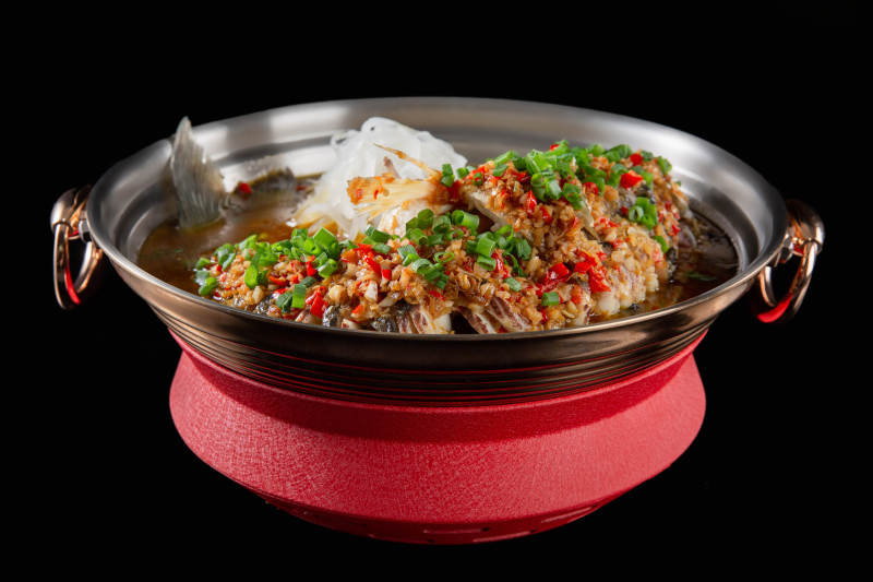 香辣鱼头煲图片