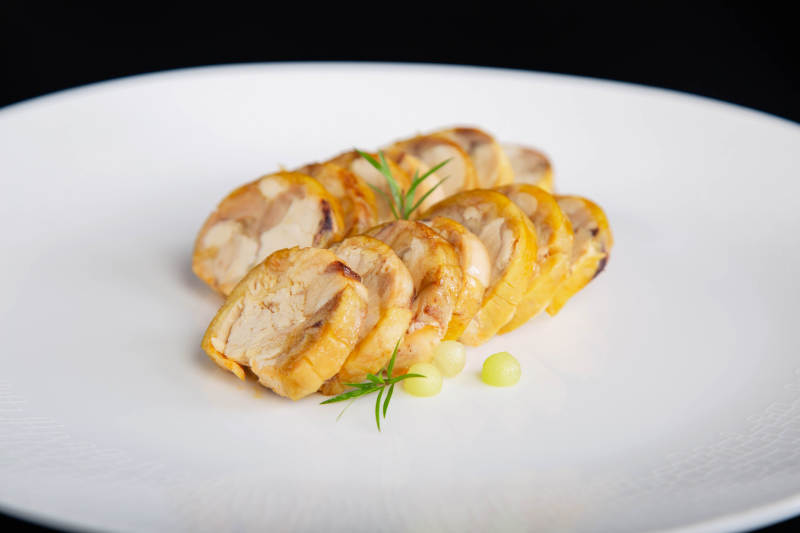 香煎豆腐卷配葱花图片