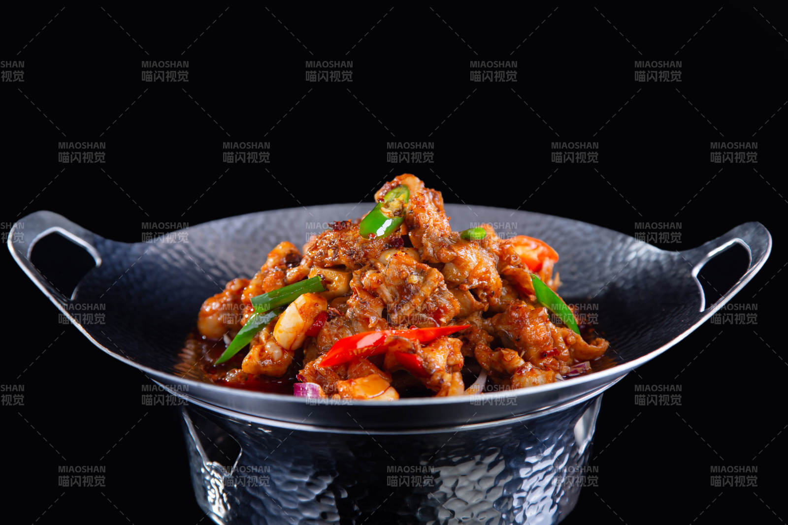 餐饮香辣鸡块图片