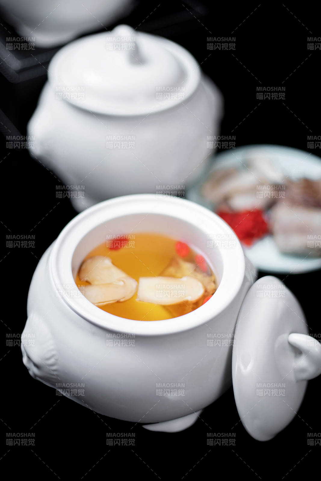 滋补养生汤品图片