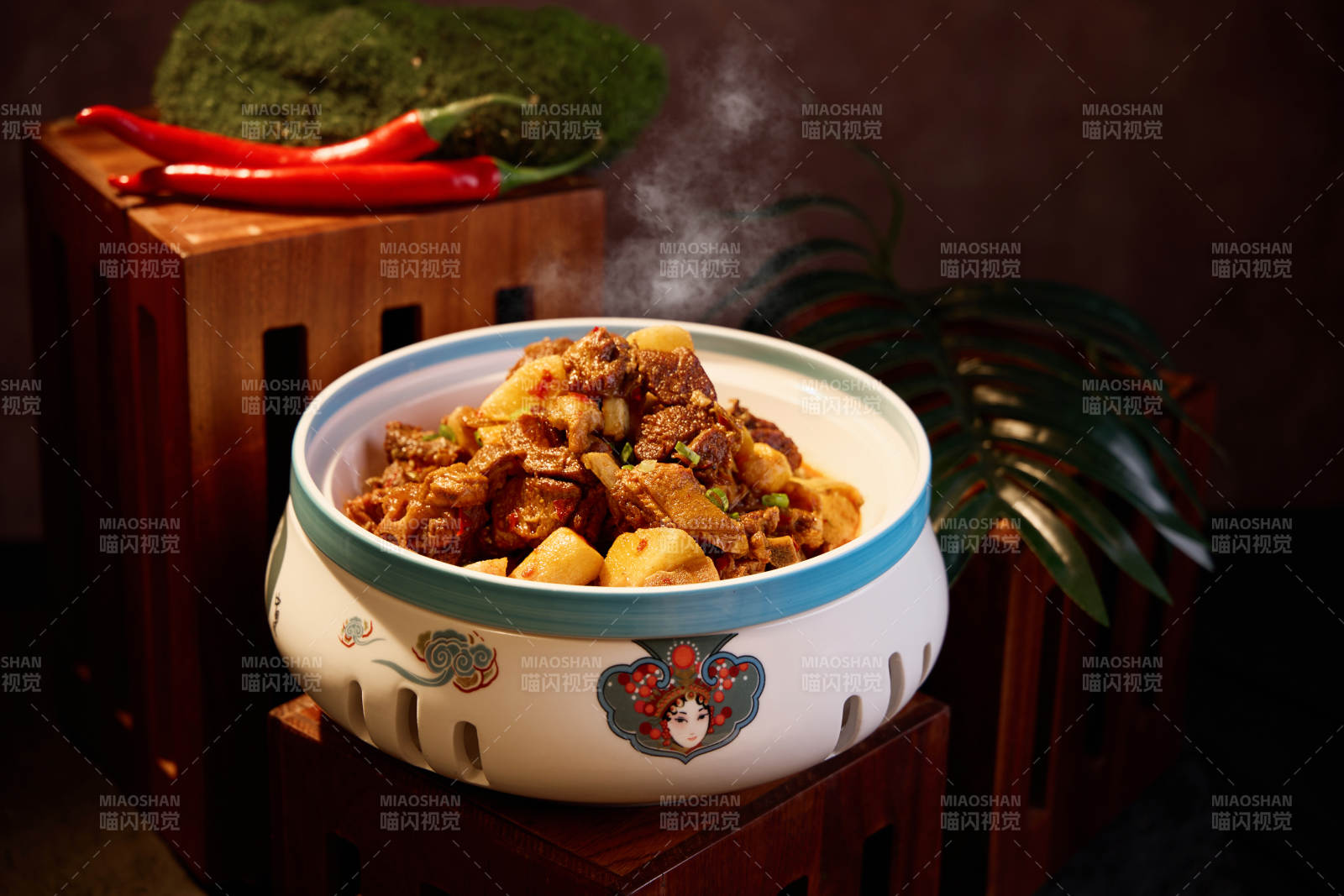 土豆烧鸡家常菜图片