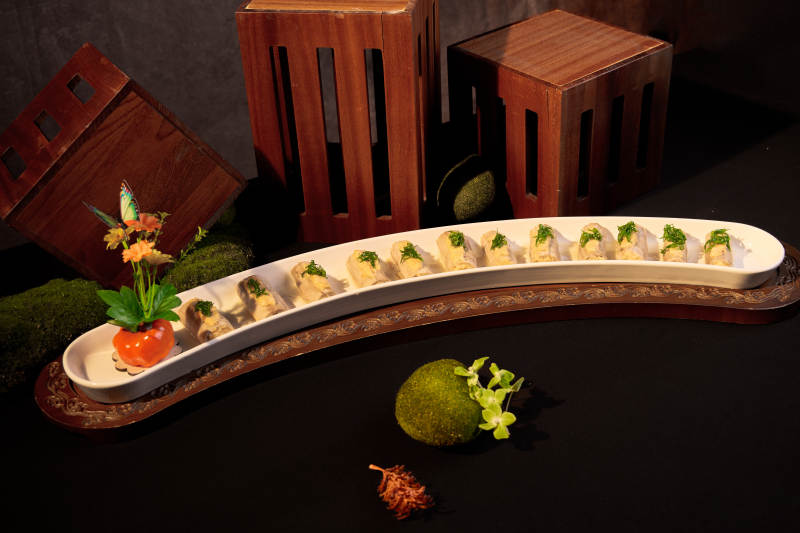 精致寿司盘图片