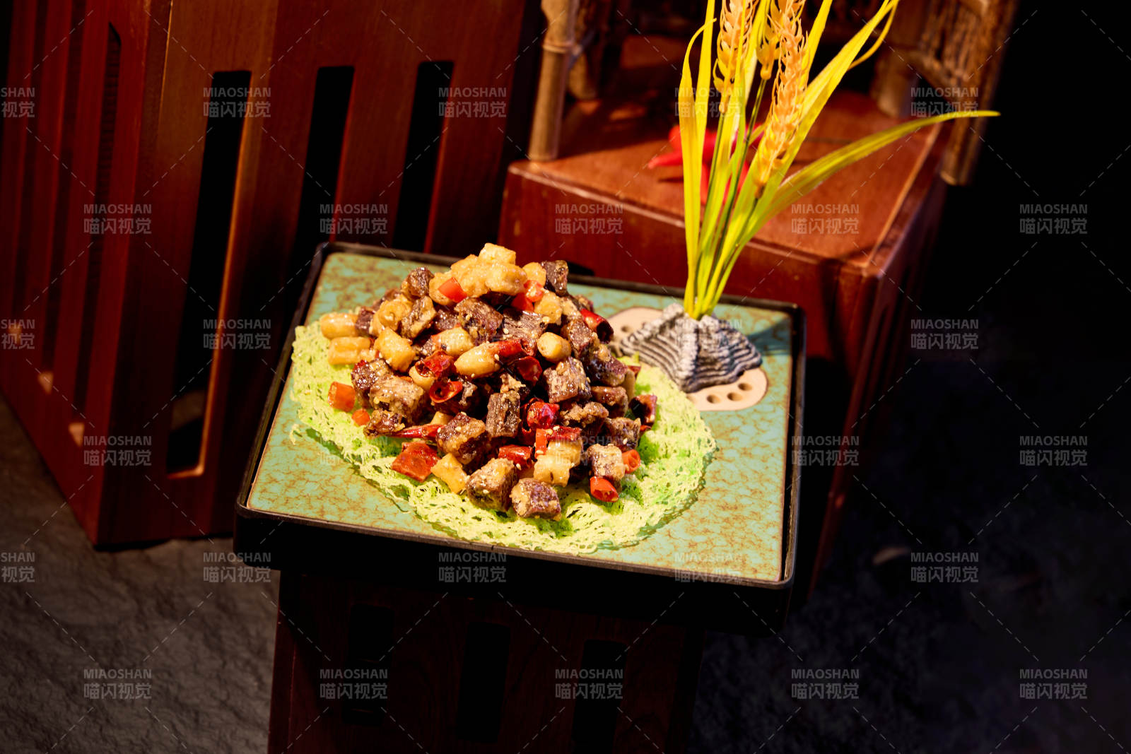 农家风味炒肉丁图片