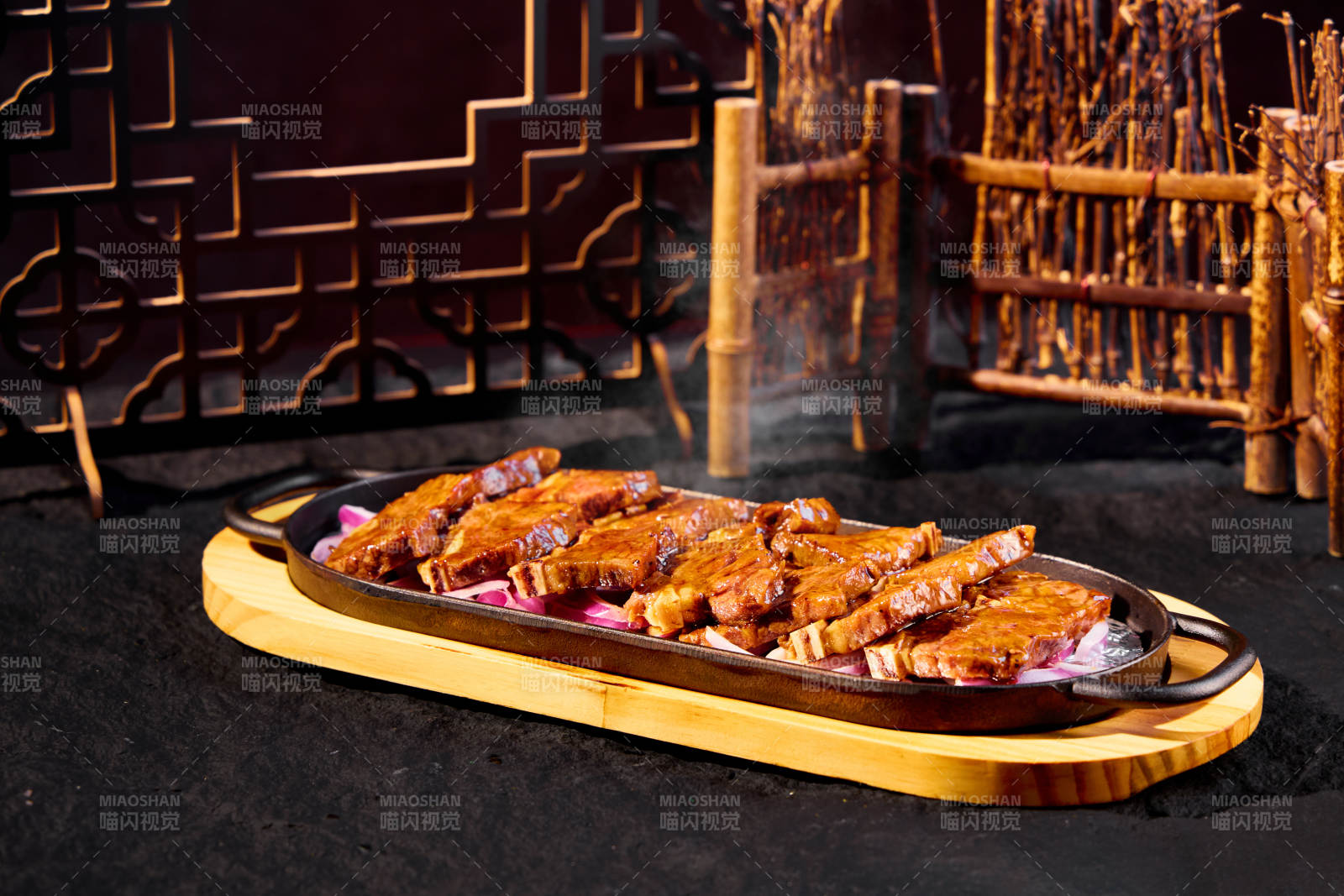 铁板烤肉 美味诱人图片
