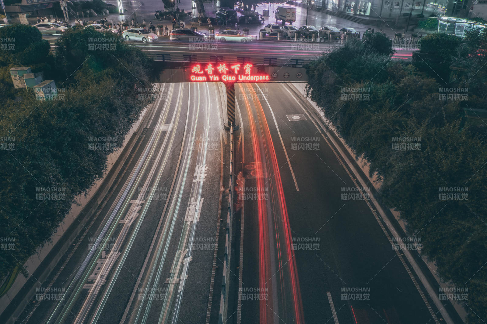 城市夜景高速路流光图片