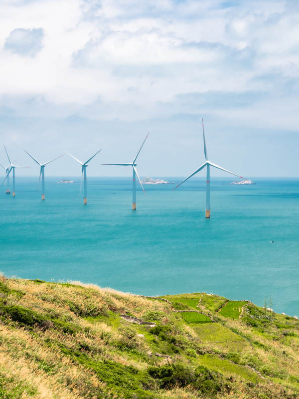 海上风力发电场风光无限图片