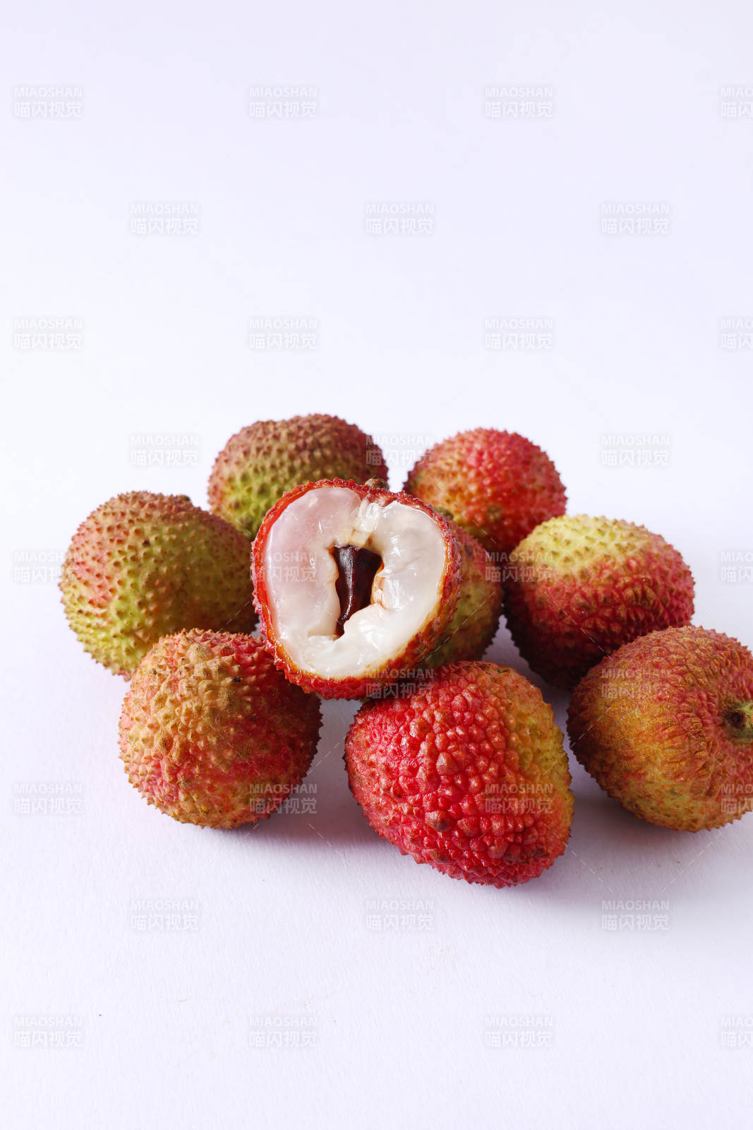 新鲜荔枝 甜蜜多汁图片