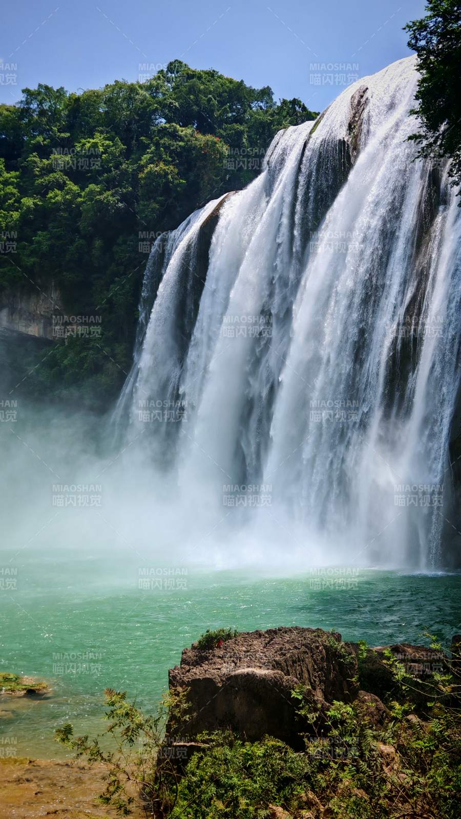 壮丽瀑布 碧水青山 黄果树瀑布图片