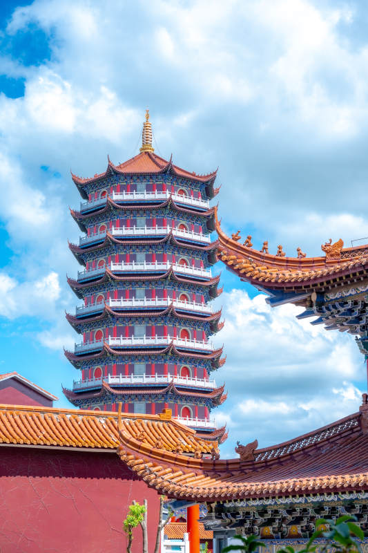 苏州皇罗禅寺 古塔云天映辉煌图片