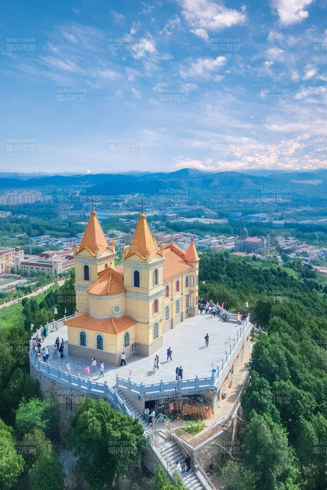 济南平阴尖山圣母教堂图片