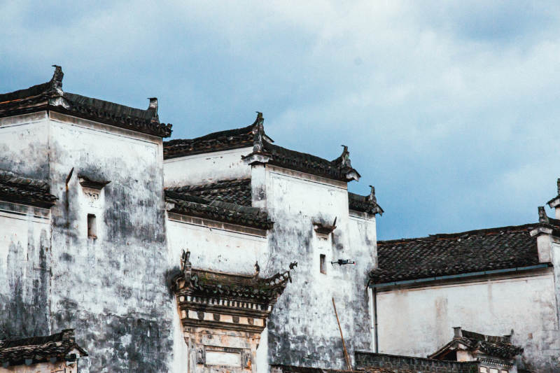 古建筑群的屋顶细节  安徽宏村图片